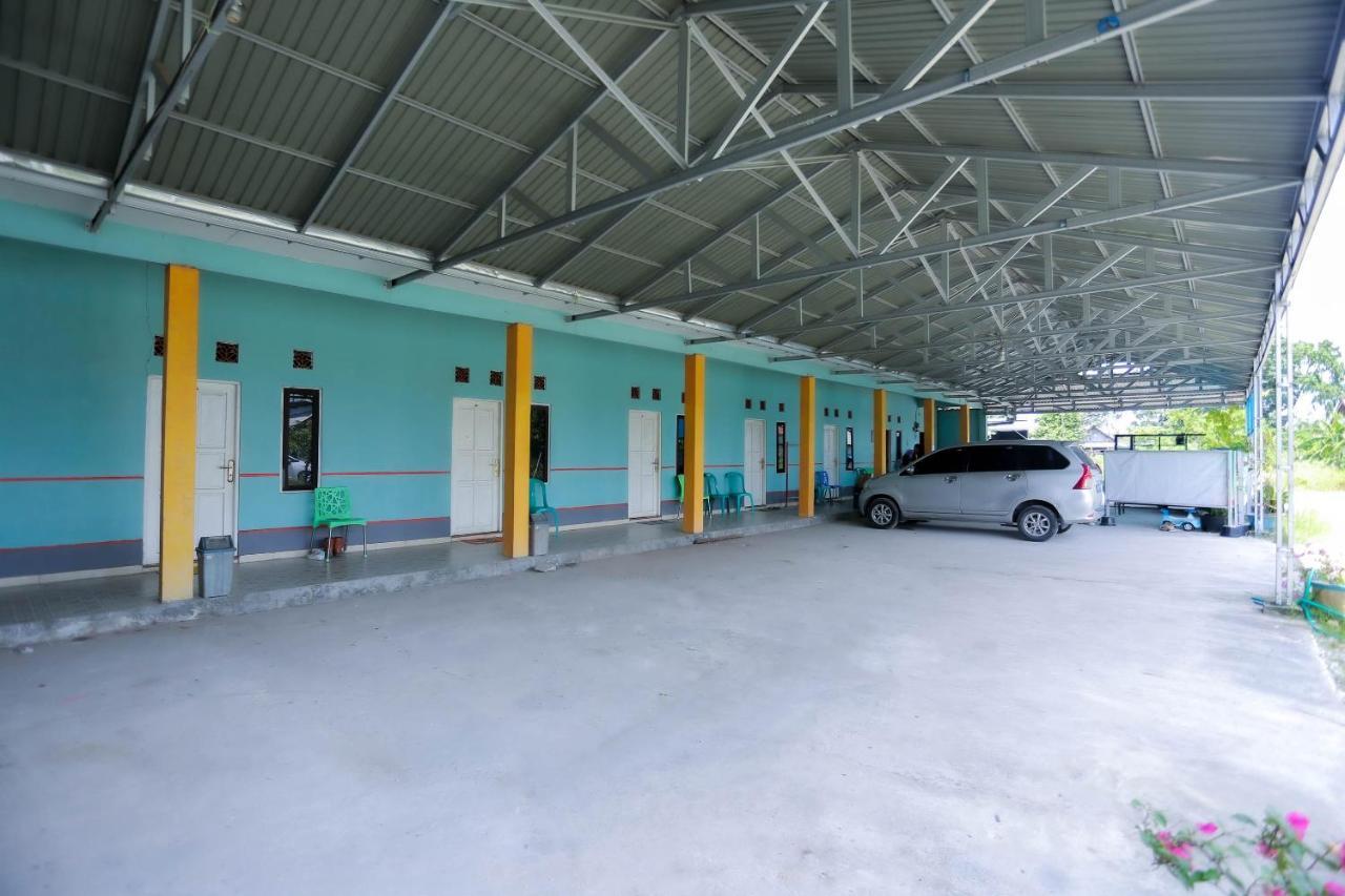 Oyo 2692 Penginapan Mba Ros Banjarbaru Exterior photo